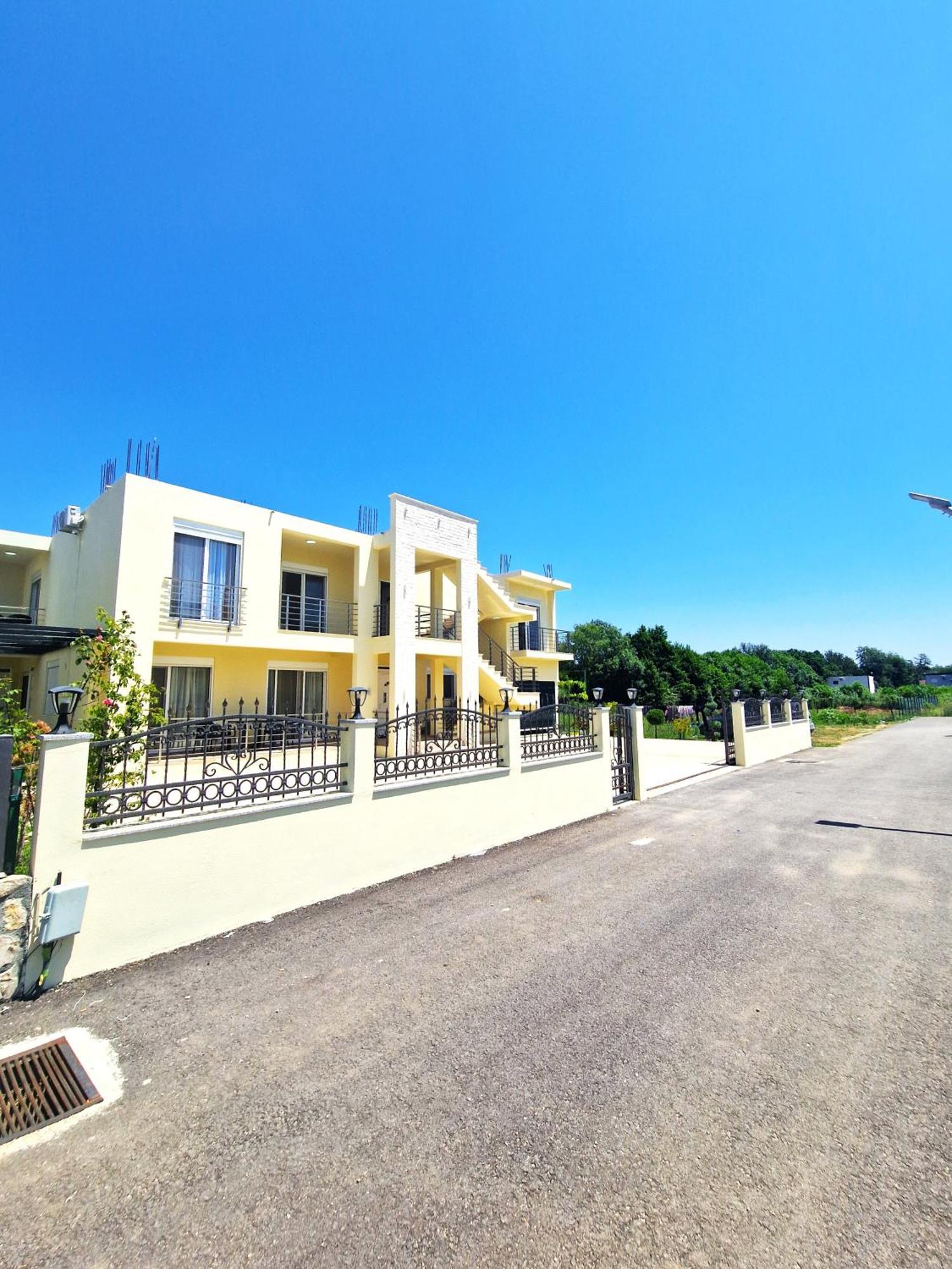 Ivana Apartments أولتْسي المظهر الخارجي الصورة